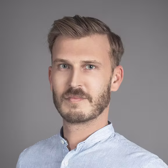 Georg R.-F., Gründer von LokalOptimal und Ihr persönlicher Betreuer